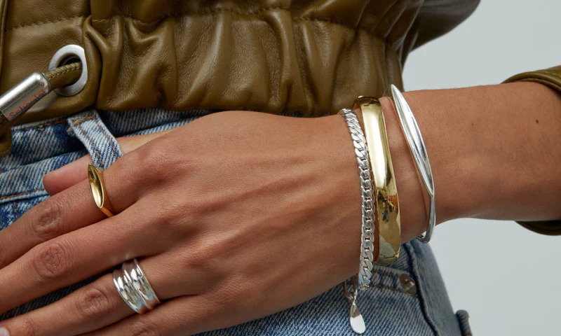 Embracing the Trend: The Rise of Mixed Metal Jewelry