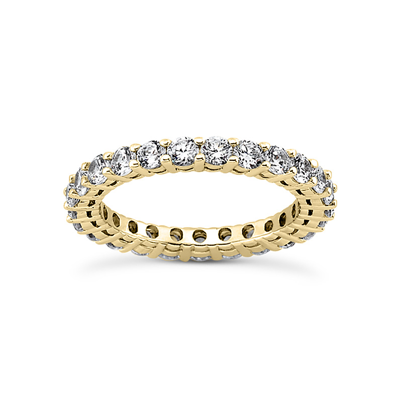 Shared prong eternity ring